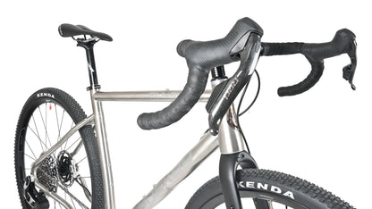 Elysium Complete Bike